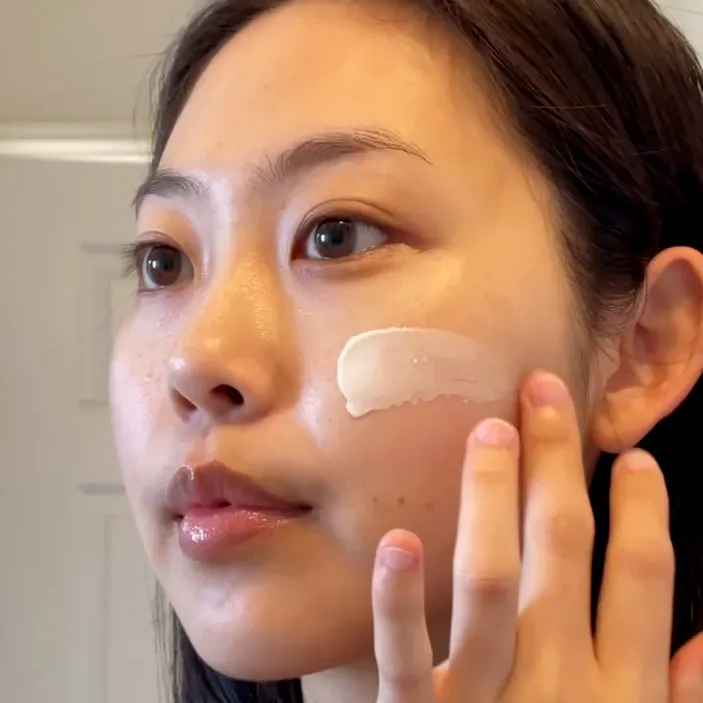 Pore-Perfecting Pumpkin Face Cream with AHA   PHA